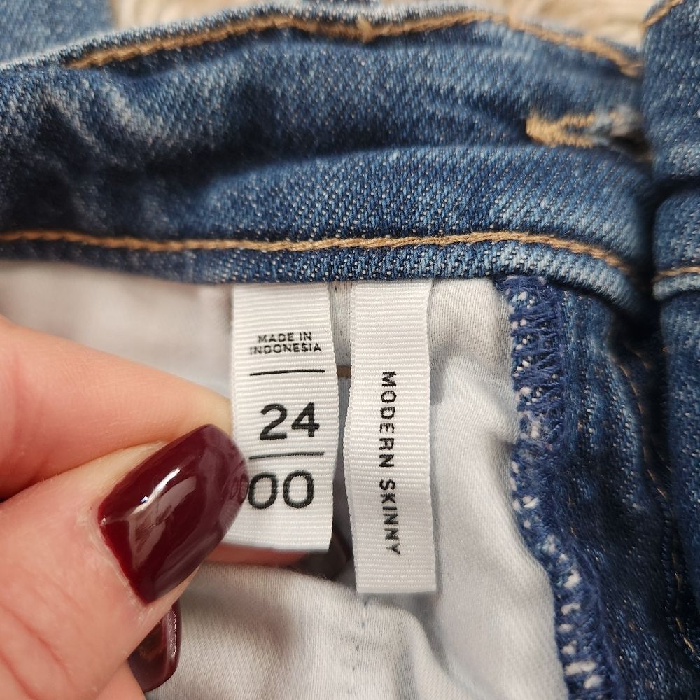 LOFT Modern Skinny Jeans Black and White Stripes Medium Wash Women's Size 24 - Picture 5 of 11